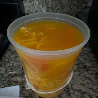Para Llevar- Sopa De Pollo O Platano / Chicken Soup