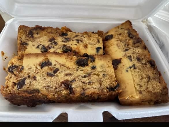 Pudin De Pan / Bread Pudding.