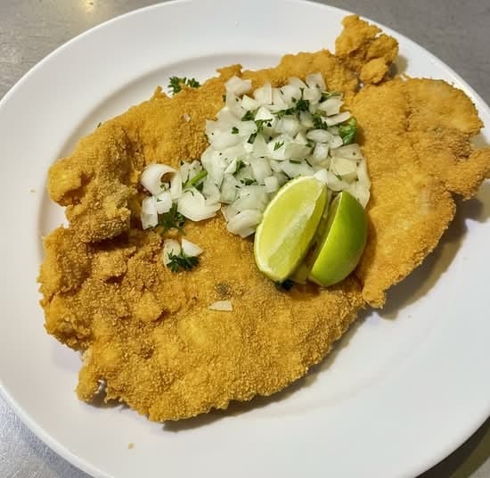 Pescado Empanizado / Breaded Fish.